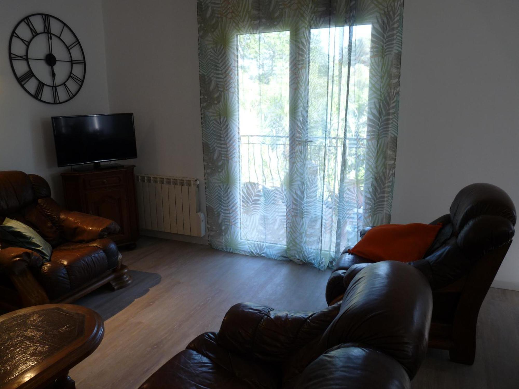 Independant Dans Villa, Entre Et St Raphael Frejus